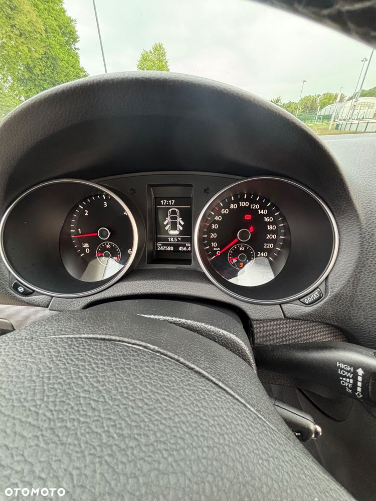 Volkswagen Golf 1.6 TDI DPF Style - 15