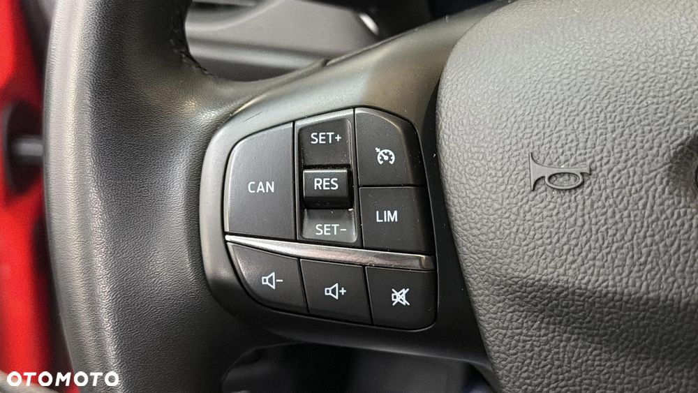 Ford Focus 1.0 EcoBoost mHEV Titanium X - 26