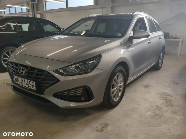 Hyundai i30 1.5 DPI Classic +