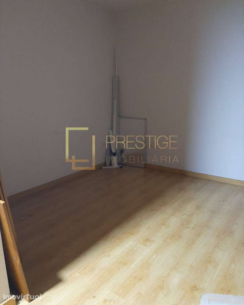 loja no centro de Penafiel para Arrendar - Grande imagem: 5/9