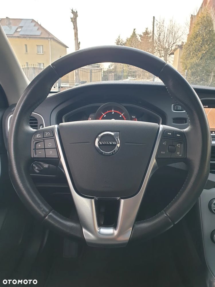 Volvo V40 D3 Inscription - 6
