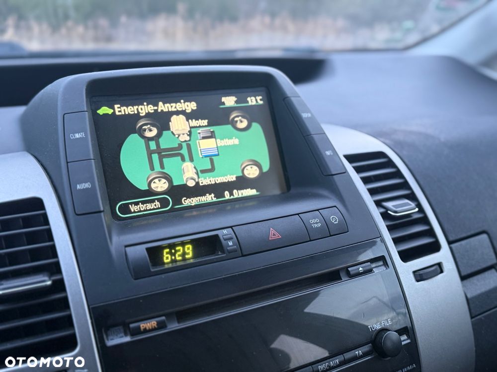 Toyota Prius 1.5 VVT-i Sol (nav) - 28