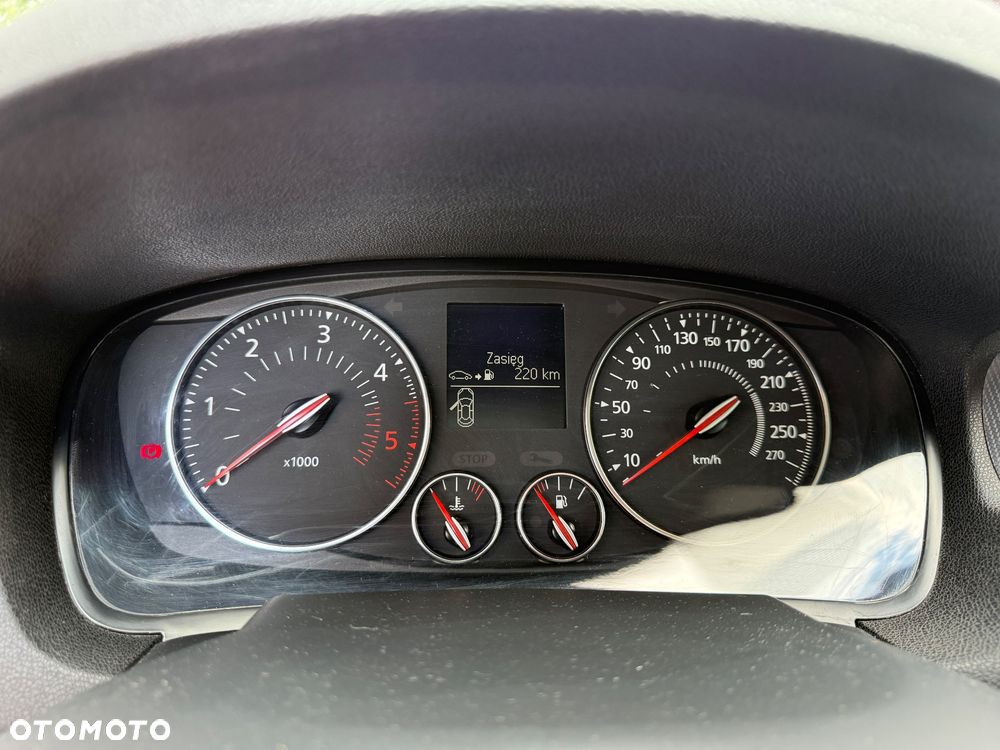 Renault Laguna ENERGY dCi 175 FAP Start & Stop GT - 27