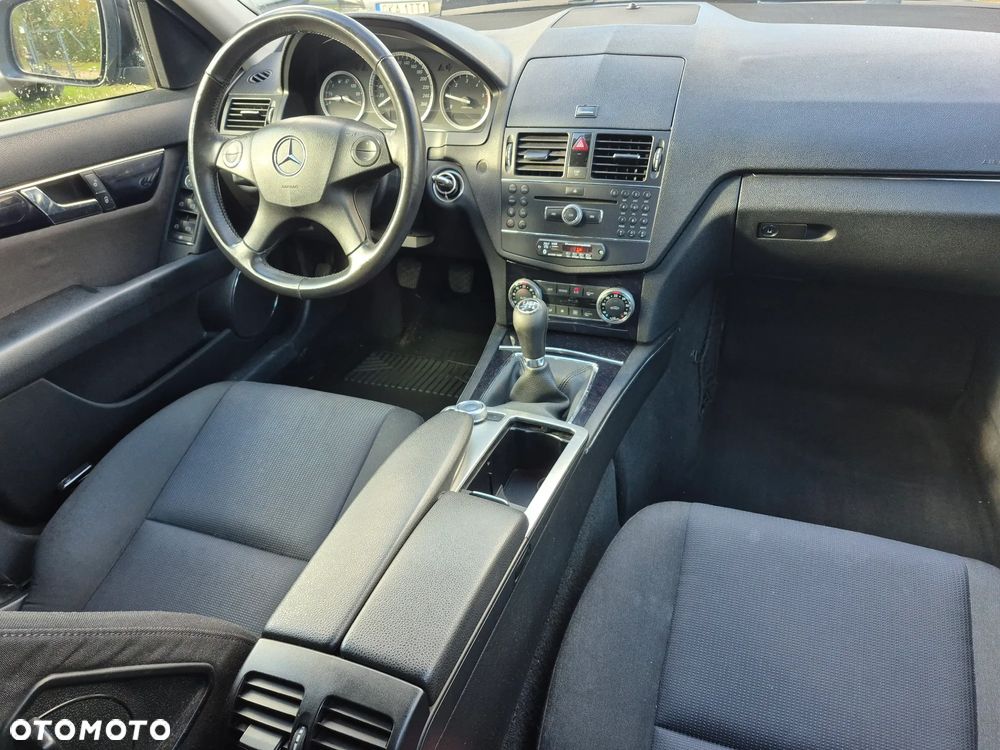 Mercedes-Benz Klasa C 200 CDI Elegance - 7