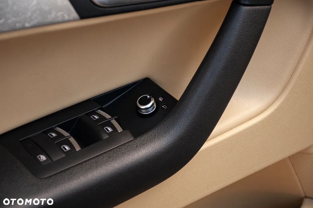 Audi A3 Sportback 1.8 TFSI S tronic Ambiente - 36