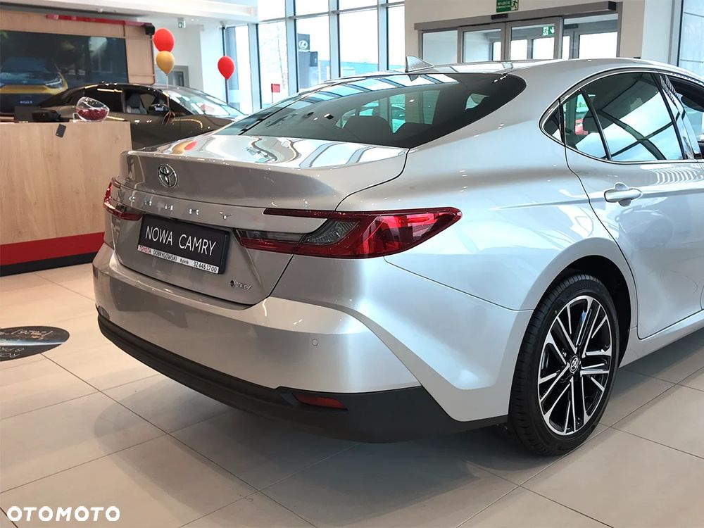 Toyota Camry 2.5 Hybrid Dynamic Force Prestige e-CVT - 3