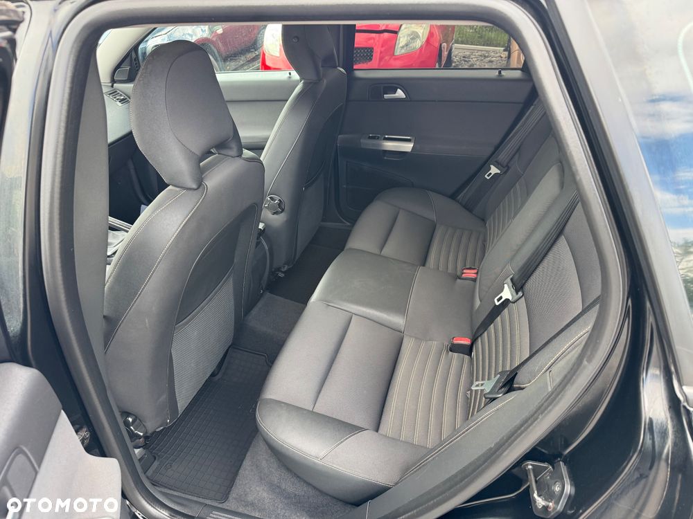 Volvo V50 2.0D Momentum - 18