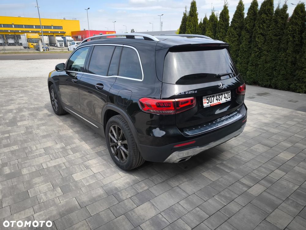 Mercedes-Benz GLB - 7