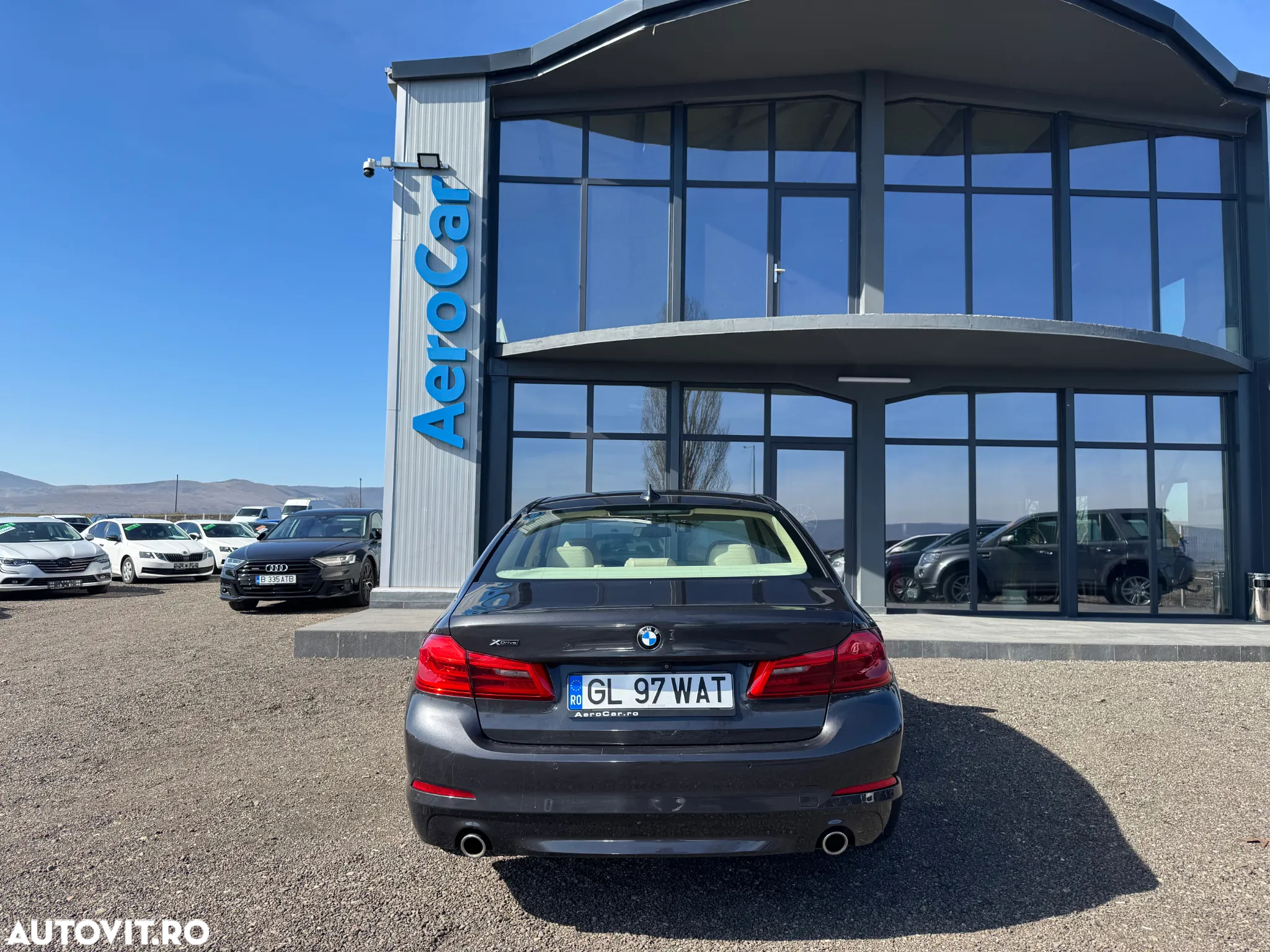 BMW Seria 5 520d xDrive AT - 5
