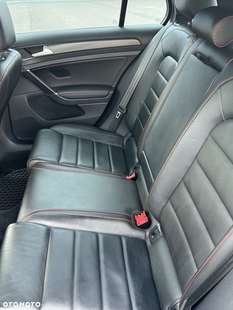 Volkswagen Golf 2.0 TSI BMT GTI Performance - 25