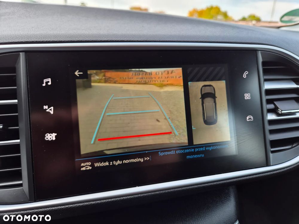 Peugeot 308 1.5 BlueHDi Allure S&S EAT8 - 11