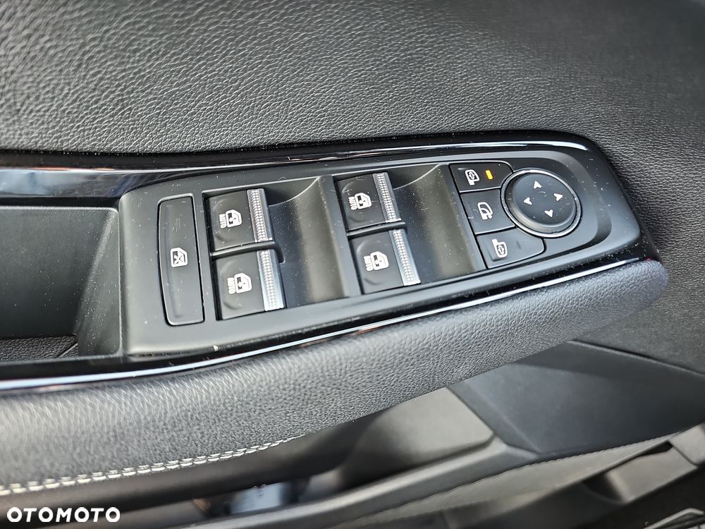 Renault Austral 1.3 TCe mHEV Techno - 24