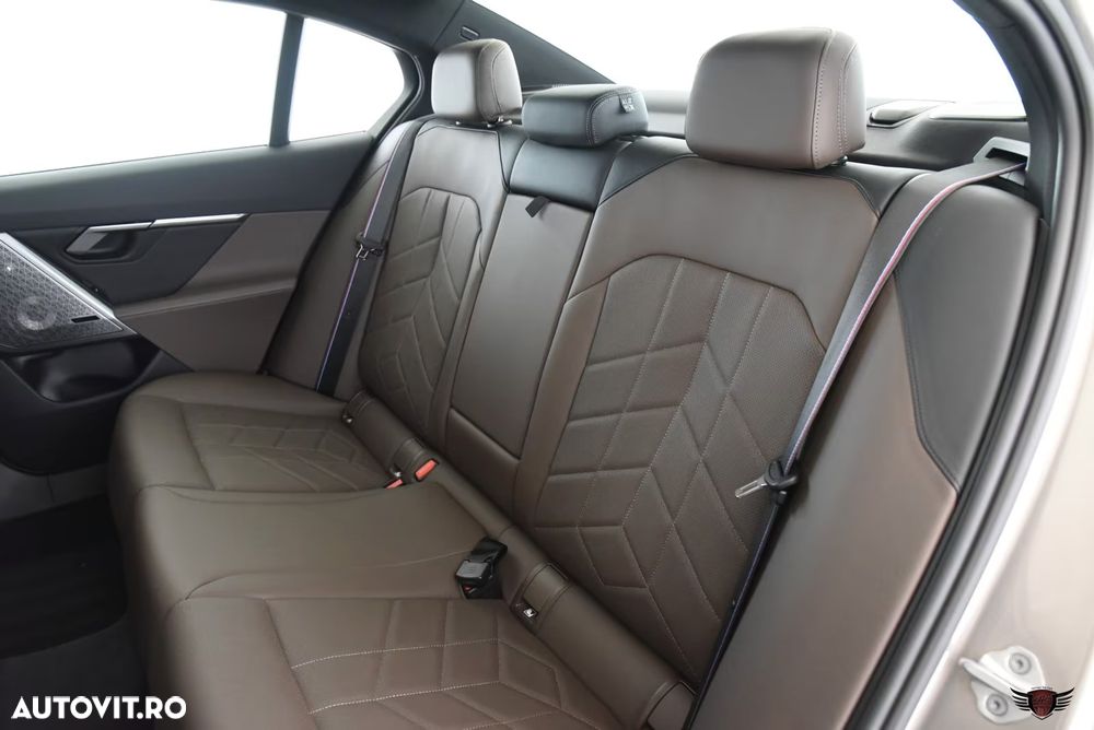 BMW Seria 5 520d xDrive Aut. - 16