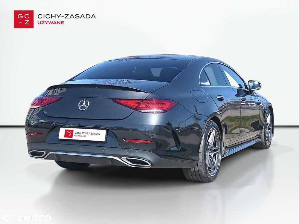 Mercedes-Benz CLS - 6