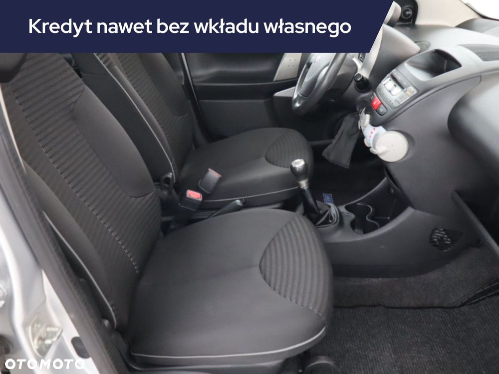 Peugeot 107 - 11