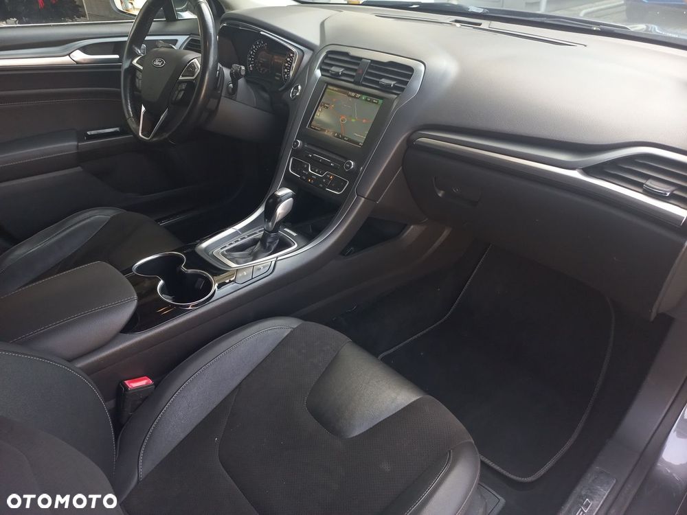 Ford Mondeo 2.0 TDCi Titanium PowerShift - 24