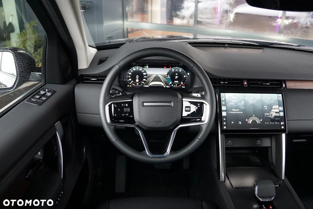 Land Rover Discovery Sport - 35