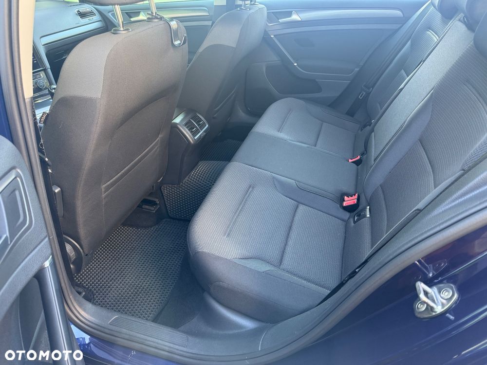 Volkswagen Golf 1.5 TSI BMT Comfortline - 18