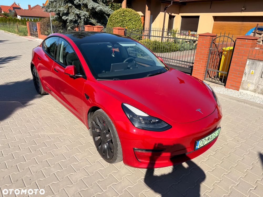 Tesla Model 3 Performance AWD - 4