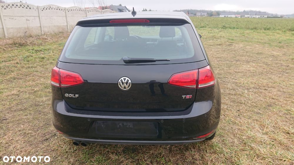 Volkswagen Golf - 16