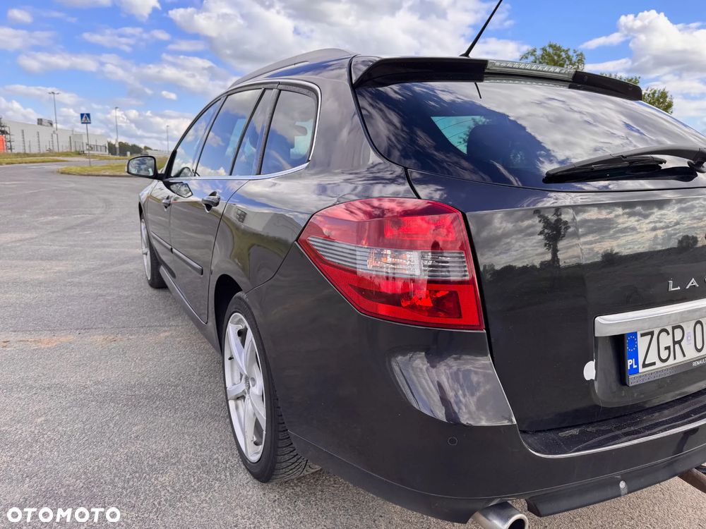 Renault Laguna dCi 150 FAP Start-Stop GT - 11