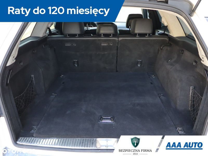 Mercedes-Benz Klasa E - 16