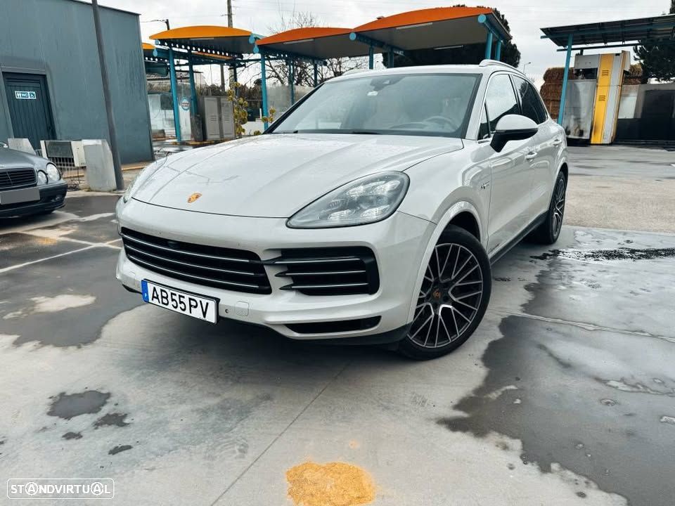Porsche Cayenne E-Hybrid Platinum Edition - 1