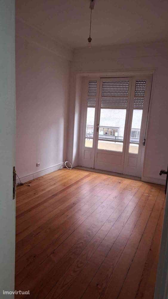 T4 na Rua do Bolhão - Grande imagem: 3/13