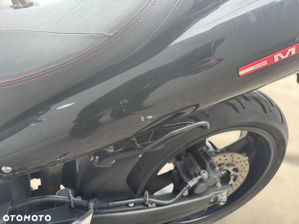 Yamaha MT - 14