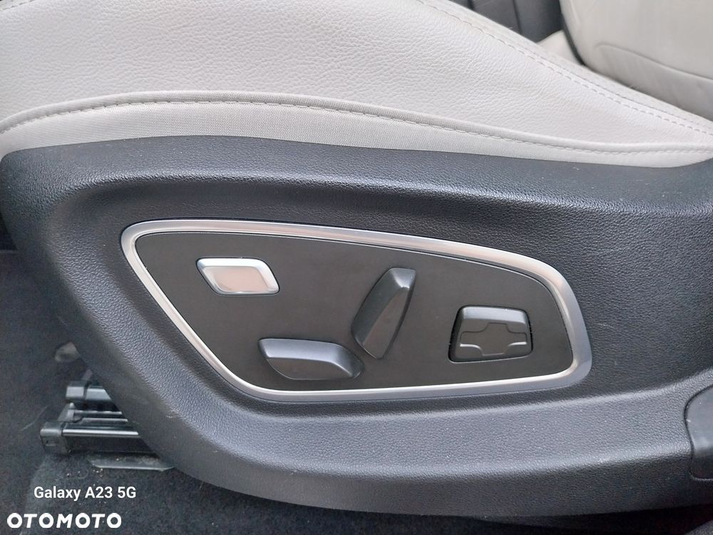 Renault Scenic 1.2 TCe Energy Bose Edition - 15