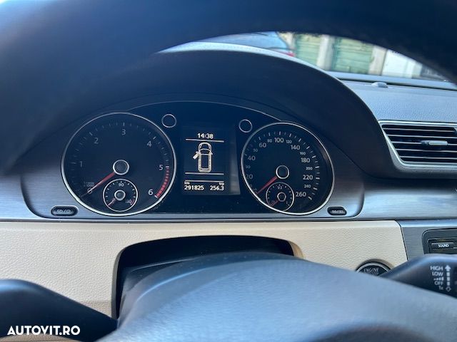 Volkswagen Passat 2.0 Blue TDI DSG SCR Comfortline - 2