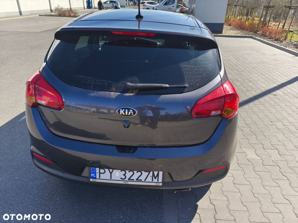 Kia Ceed 1.6 GDI Business Line - 19