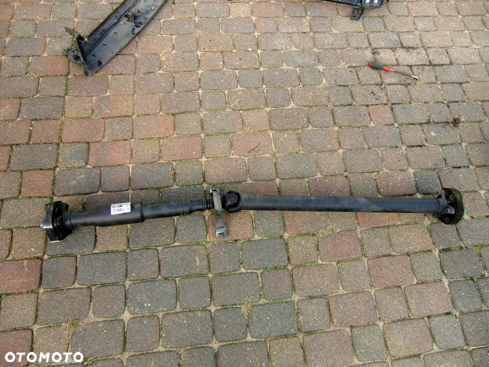 Wał napędowy Mercedes CLS W218 3.0 CDI 4 MATIC 2184102000
