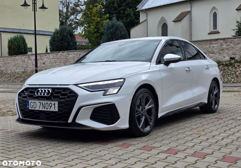 Audi S3 Limousine - 1