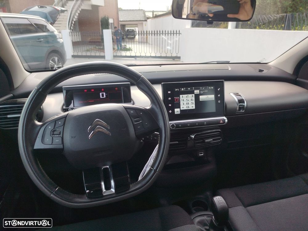 Citroën C4 Cactus 1.2 PureTech Shine - 17