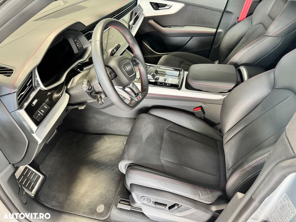 Audi Q8 - 16