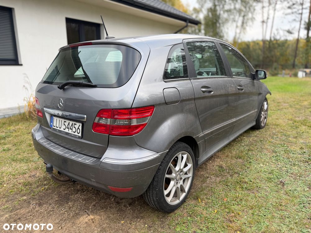 Mercedes-Benz B-Class 2009 photo 5