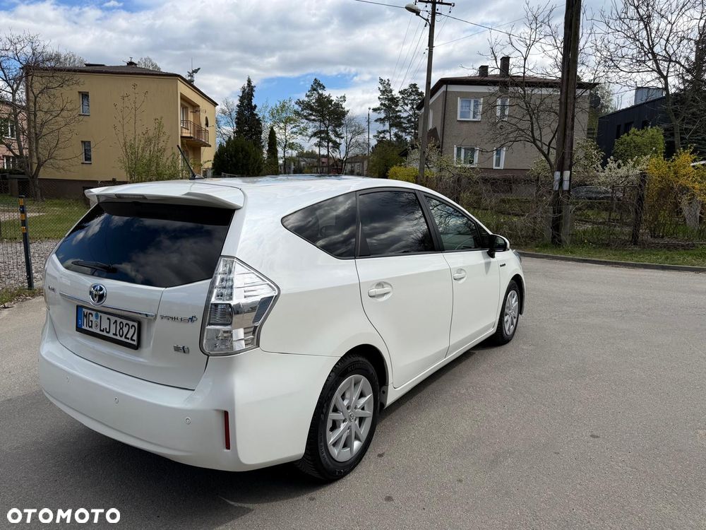 Toyota Prius+ (Hybrid) Executive - 5