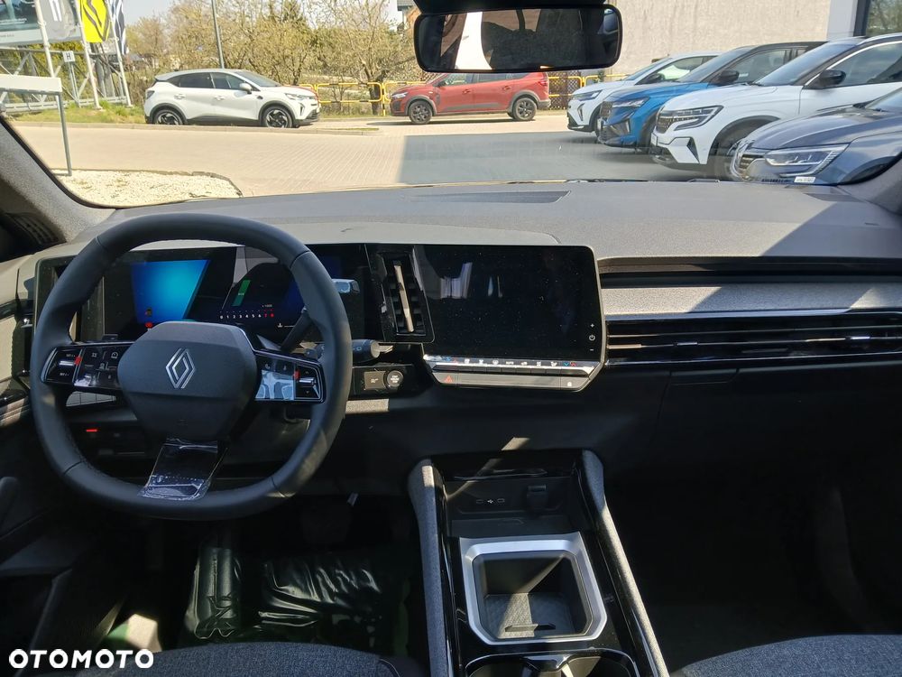 Renault Austral 1.3 TCe mHEV Evolution - 9