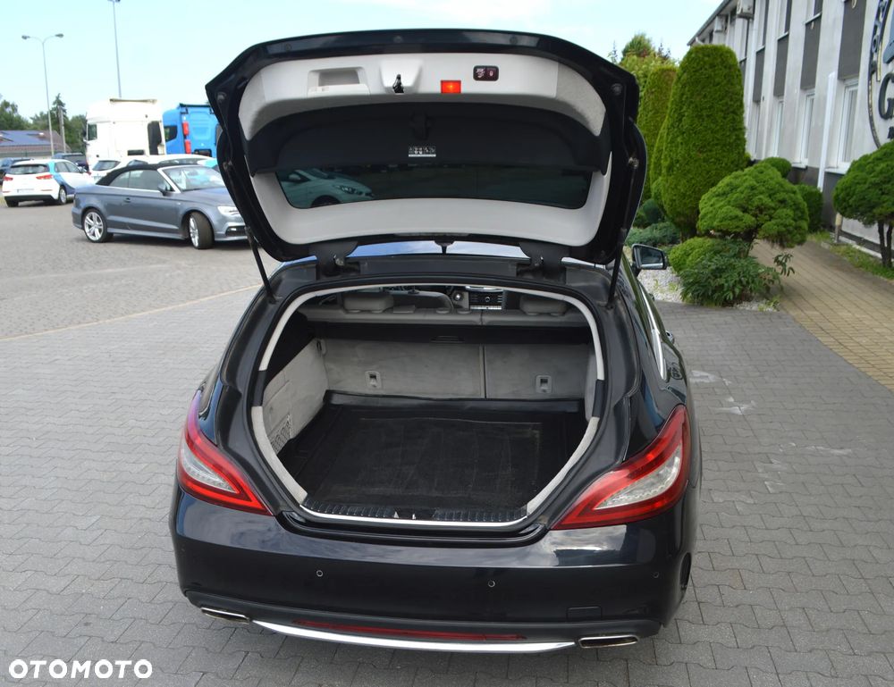 Mercedes-Benz CLS 350 d 4-Matic - 15