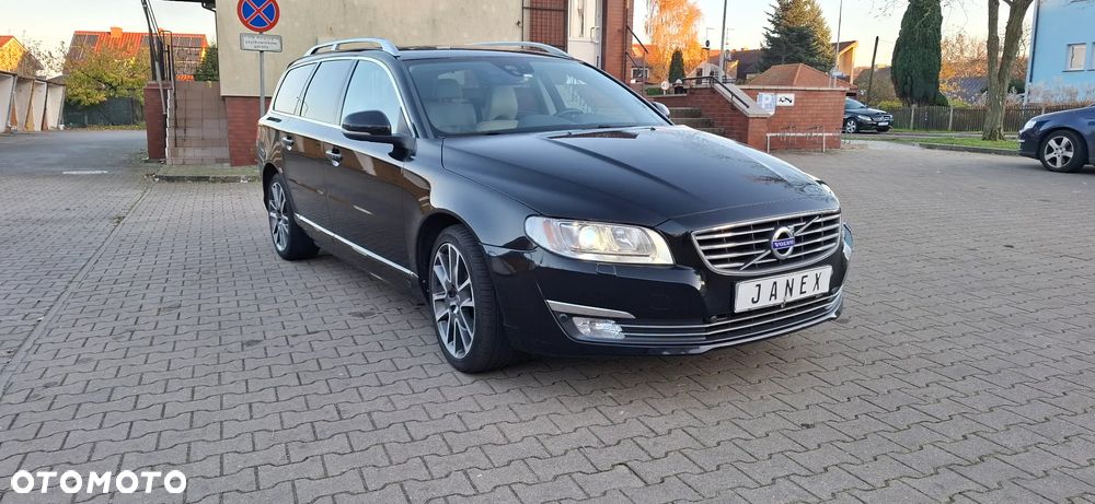 Volvo V70 D3 Momentum - 4