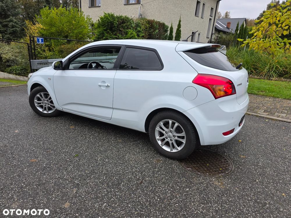 Kia ProCeed pro Ceed 1.4 CVVT Dream-Team Edition - 32