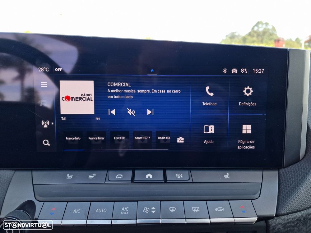 Opel Astra 1.2 T Elegance Aut. - 32