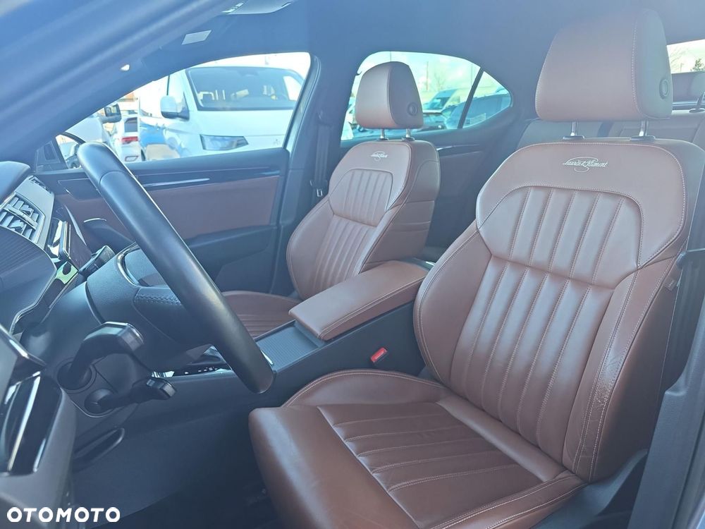 Skoda Superb 2.0 TDI SCR L&K DSG - 9