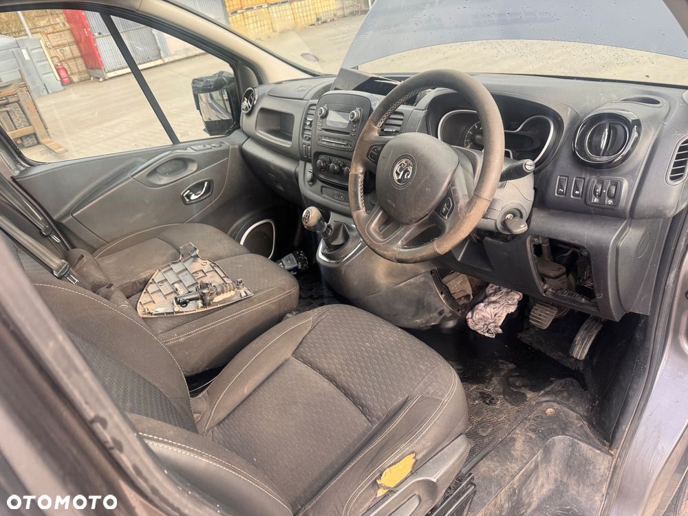 Opel Vivaro Trafic 1.6 BiTurbo Klima - 34