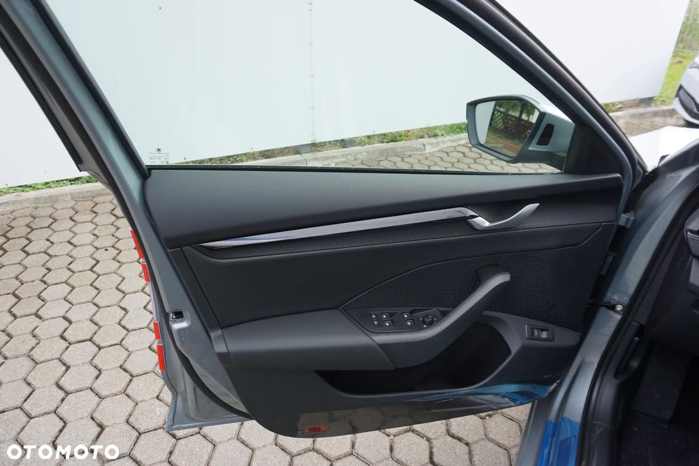 Skoda Octavia 1.5 TSI mHEV Drive Selection DSG - 5