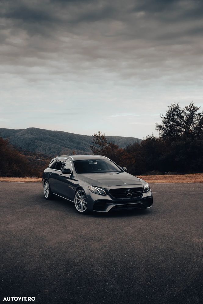 MERCEDES-BENZ Clasa E