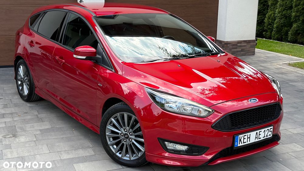 Ford Focus 1.0 EcoBoost Start-Stopp-System ST-LINE DESIGN - 15