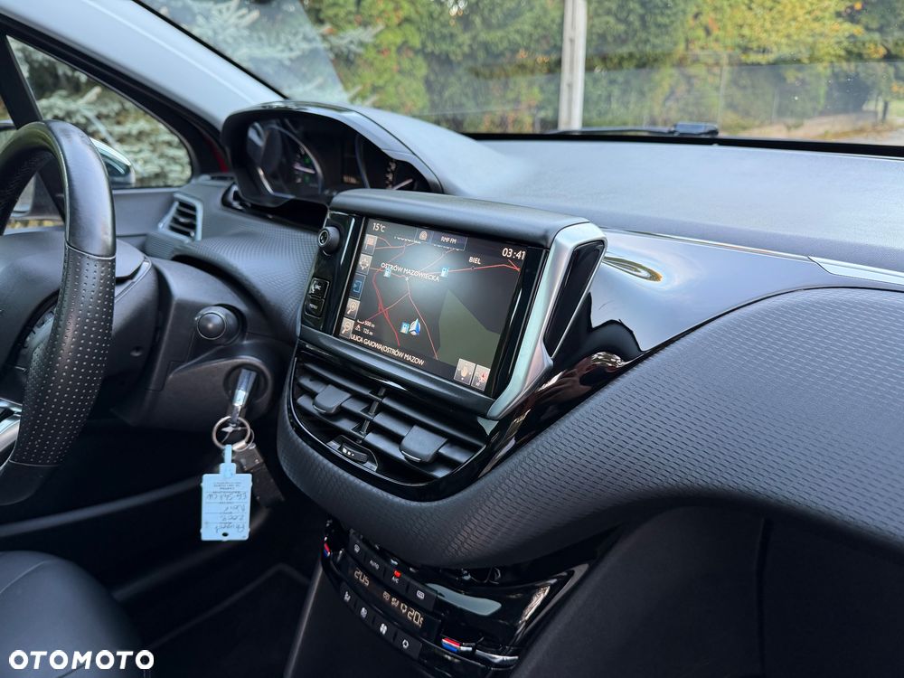 Peugeot 2008 PureTech 110 GPF Stop&Start EAT6 Crossway - 30