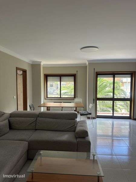 T3 Mobilado com 150 m² em Gandra | 1 Suite | Entrada Imediata - Grande imagem: 4/10